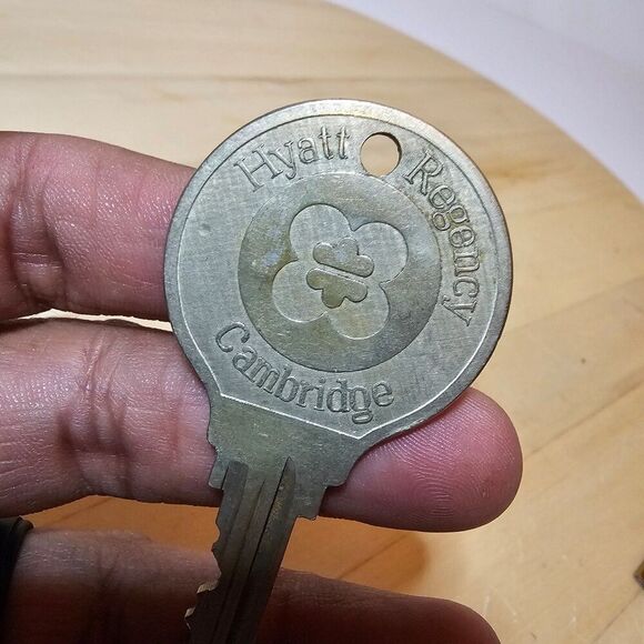 Vintage Hyatt Regency Cambridge Hotel Key Room 625 Collectible Memorabilia - Picture 3 of 5